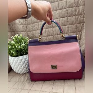 🩷Stunning Dolce and Gabbana Sicily bag🩷